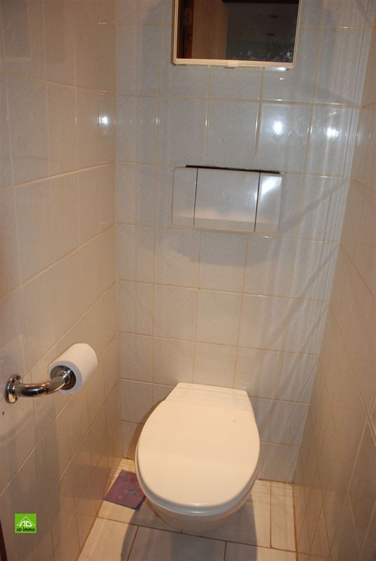 Image 27 : rez-de-chaussée commercial à 5004 BOUGE (Belgique) - Prix 450.000 €