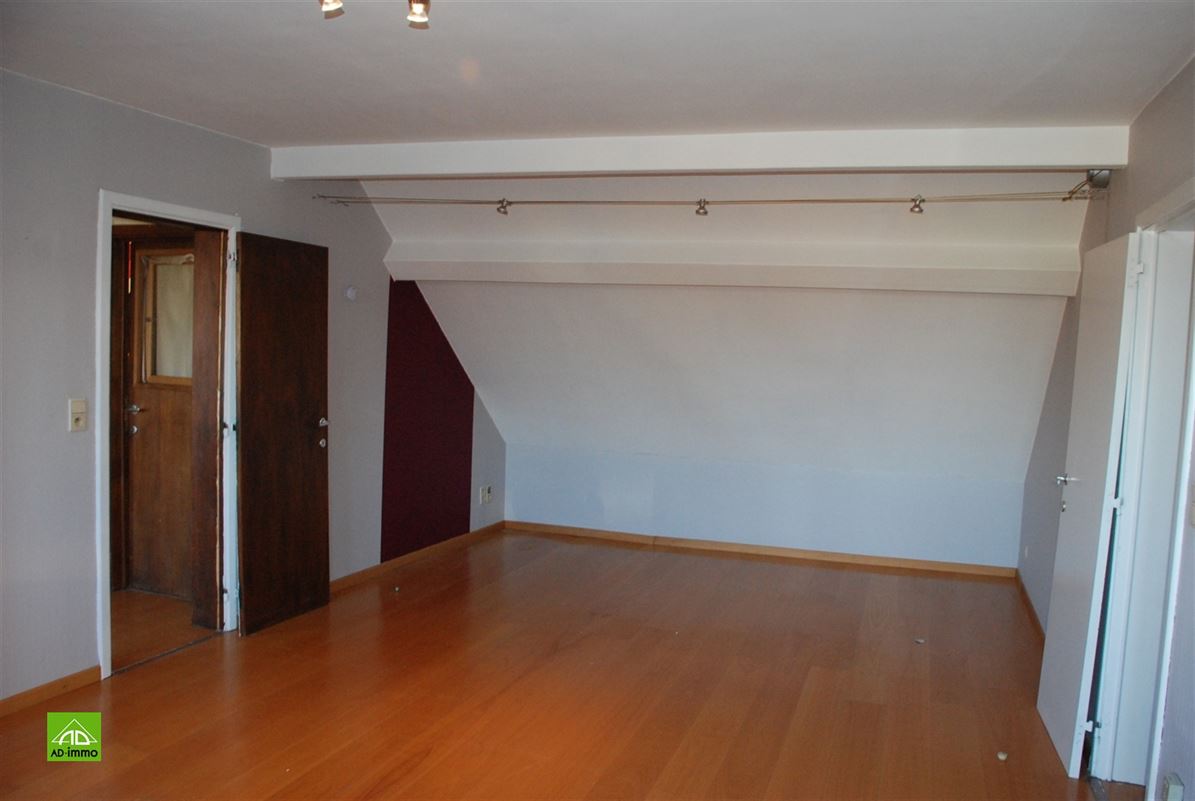 Image 23 : rez-de-chaussée commercial à 5004 BOUGE (Belgique) - Prix 450.000 €
