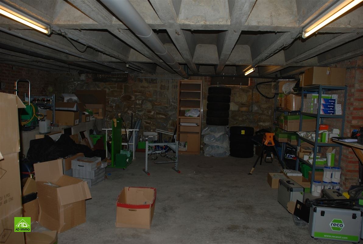 Image 16 : rez-de-chaussée commercial à 5004 BOUGE (Belgique) - Prix 450.000 €