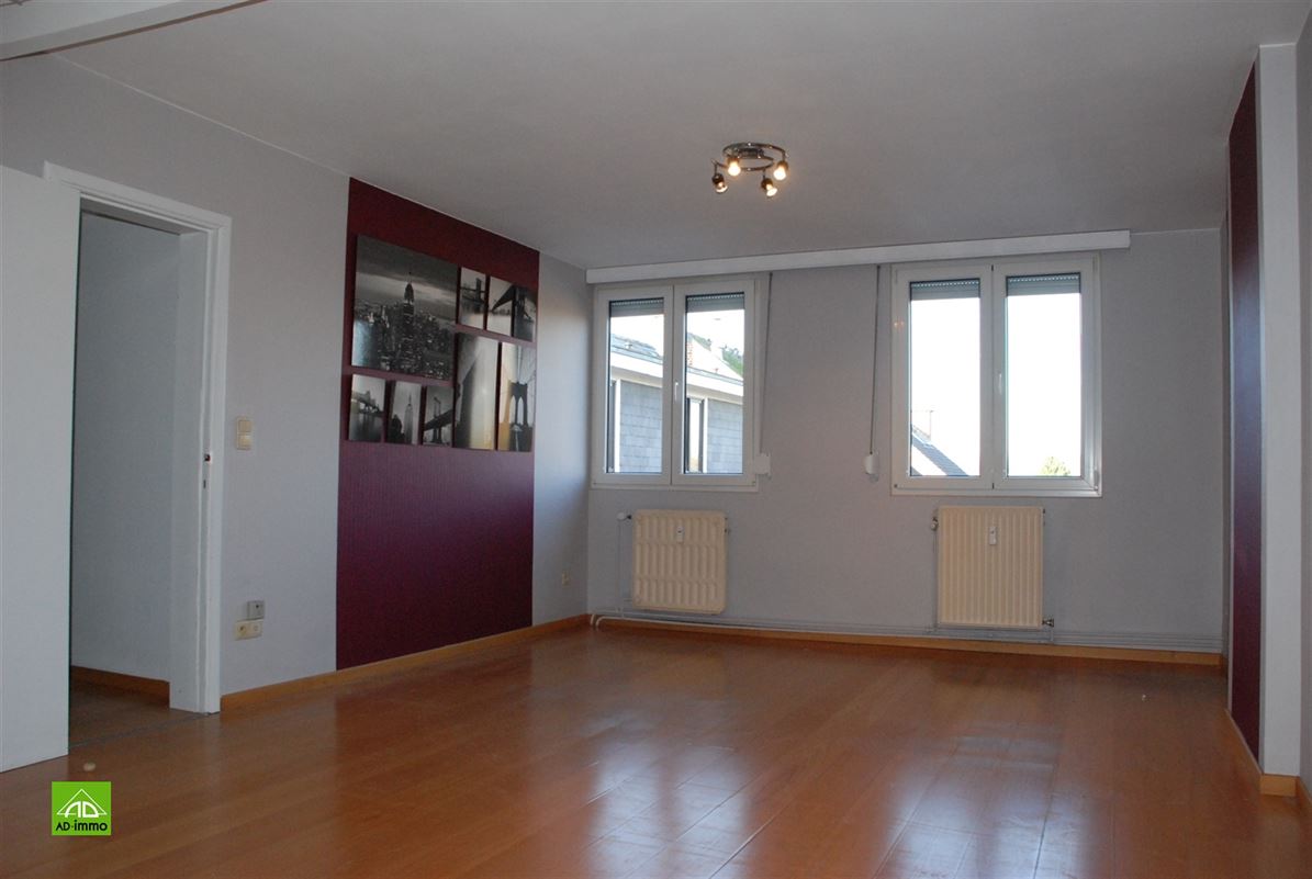 Image 22 : rez-de-chaussée commercial à 5004 BOUGE (Belgique) - Prix 450.000 €