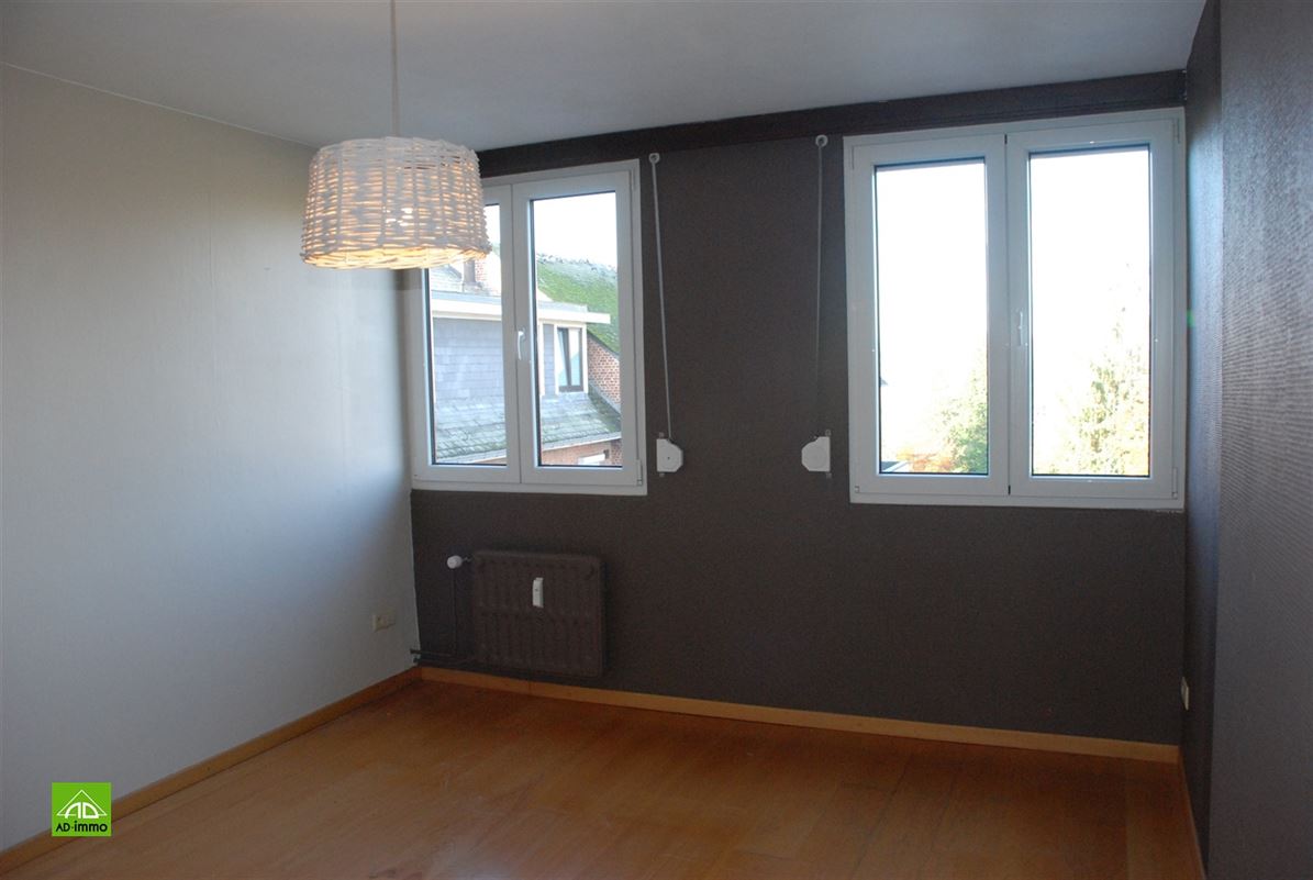 Image 20 : rez-de-chaussée commercial à 5004 BOUGE (Belgique) - Prix 450.000 €