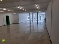 Image 2 : rez-de-chaussée commercial à 5004 BOUGE (Belgique) - Prix 450.000 €