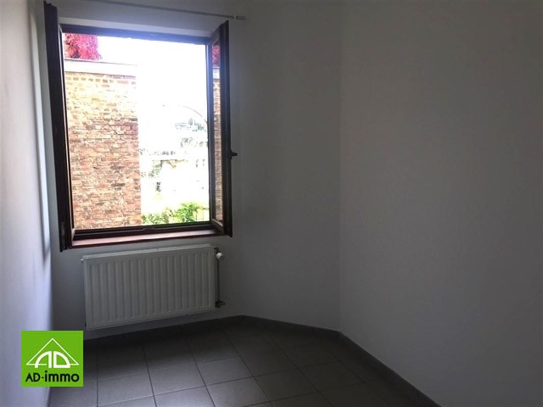 Image 6 : appartement à 5000 NAMUR (Belgique) - Prix 710 €