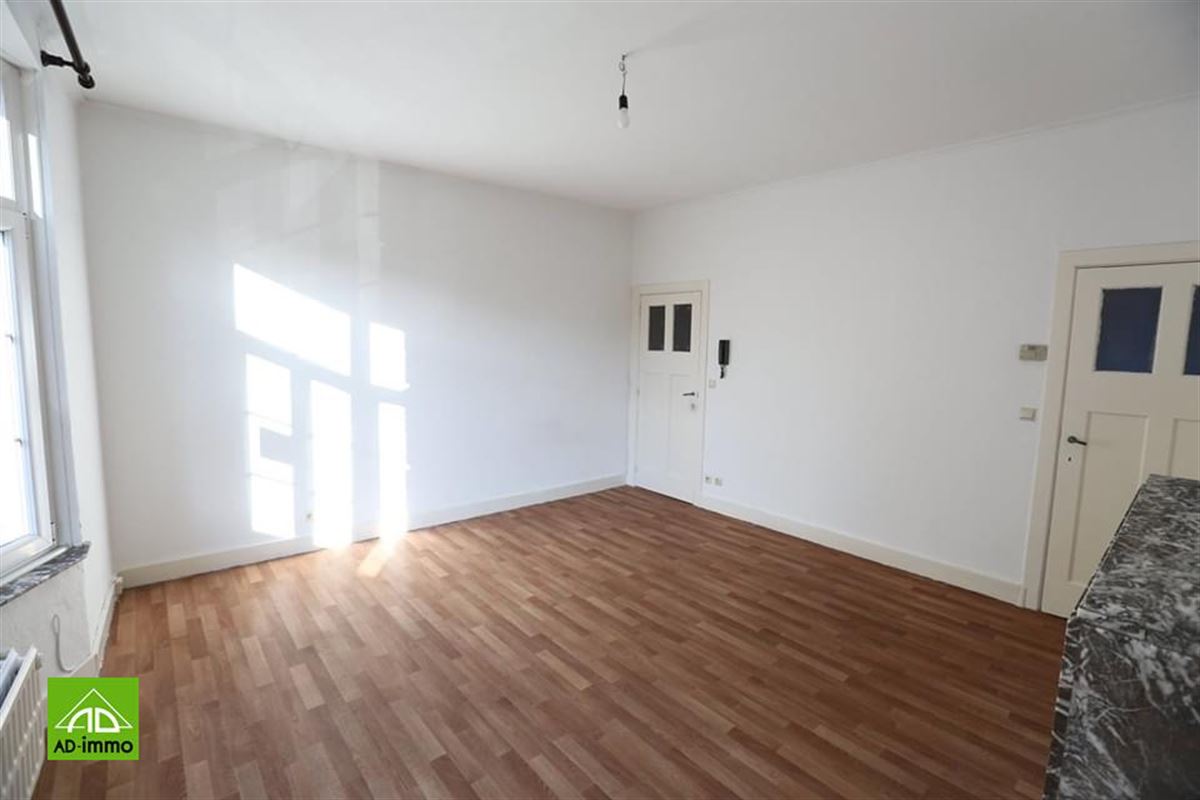 Image 4 : studio à 5000 NAMUR (Belgique) - Prix 500 €