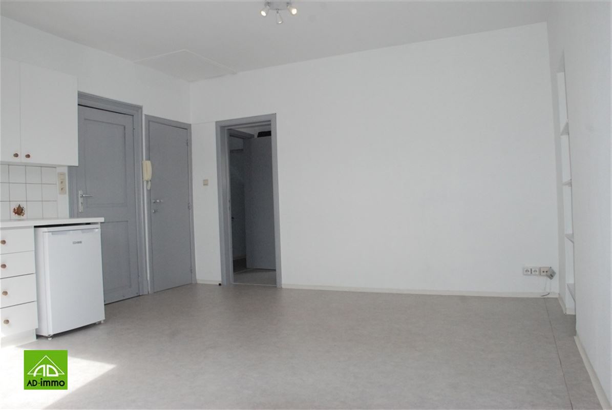 Image 2 : appartement à 5100 JAMBES (Belgique) - Prix 520 €