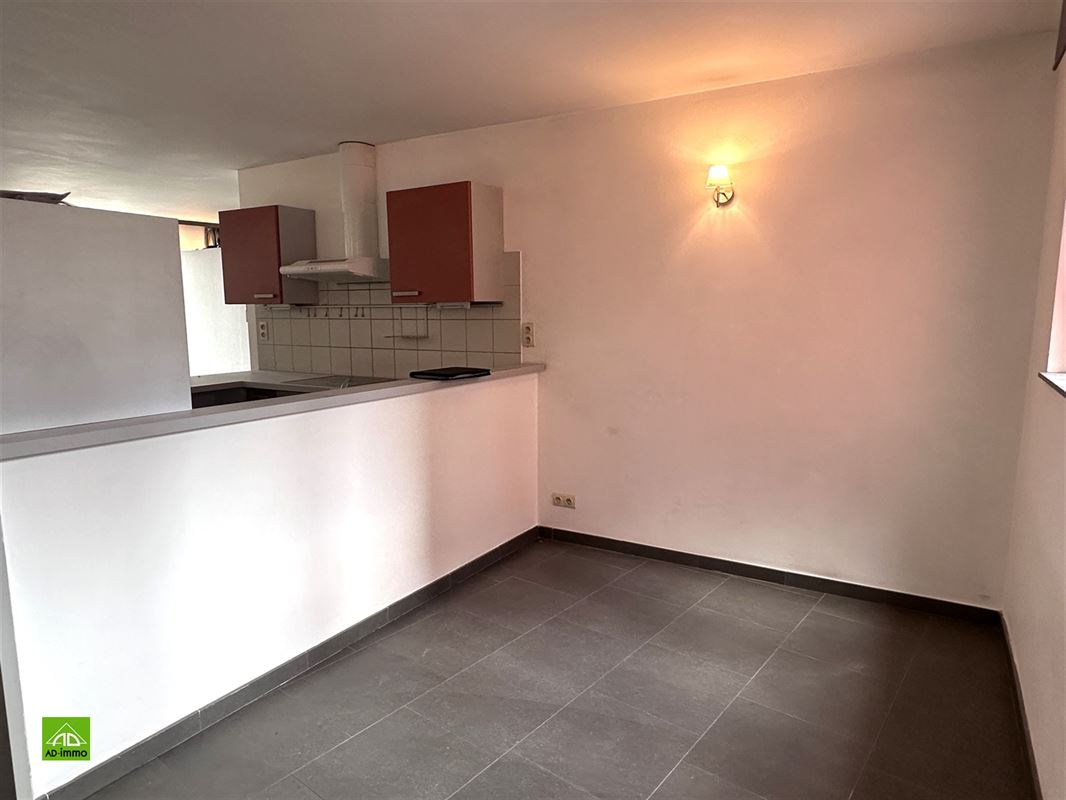 Image 6 : appartement à 5000 NAMUR (Belgique) - Prix 740 €