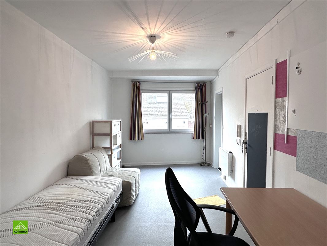 Image 1 : studio à 5000 NAMUR (Belgique) - Prix 500 €