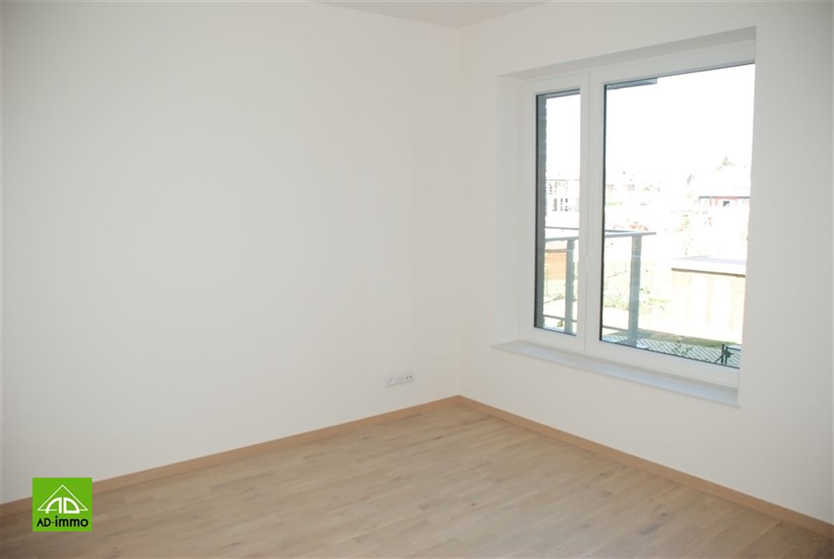 Image 11 : appartement à 5100 JAMBES (Belgique) - Prix 960 €