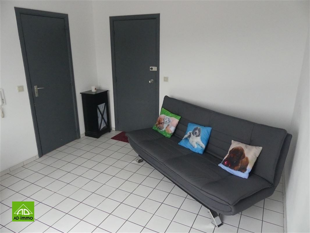 Image 2 : studio à 5100 JAMBES (Belgique) - Prix 490 €