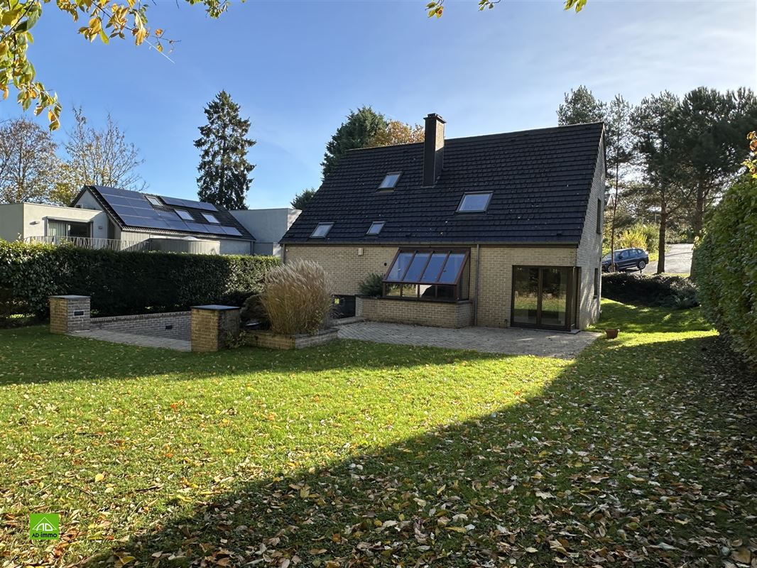 Image 1 : villa à 5100 WIERDE (Belgique) - Prix 435.000 €