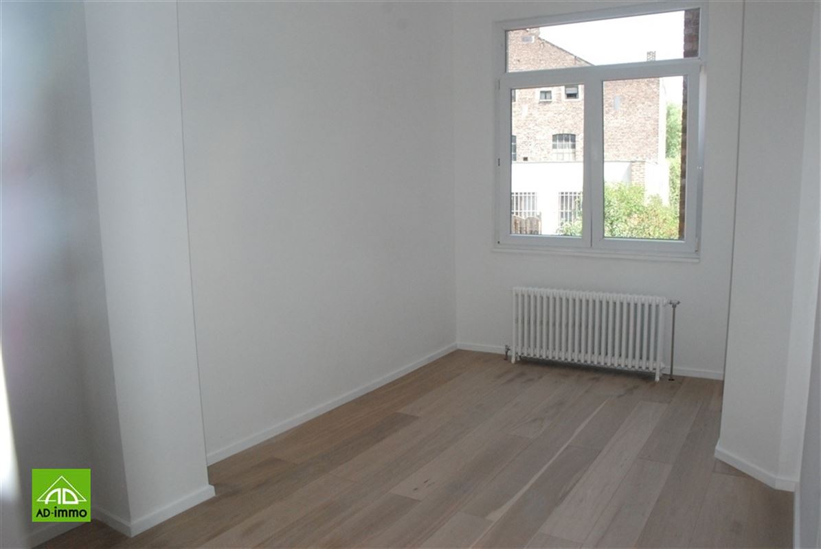 Image 6 : appartement à 5100 JAMBES (NAMUR) (Belgique) - Prix 650 €