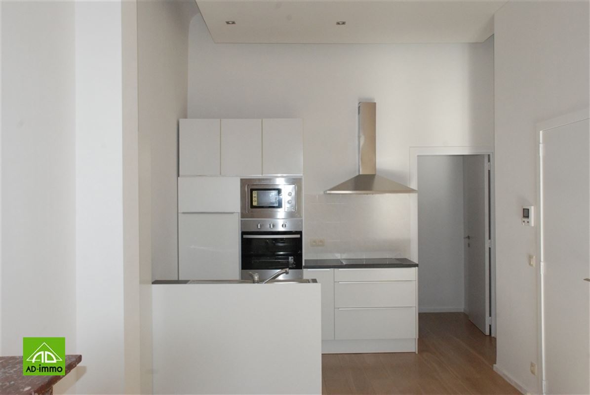 Image 3 : appartement à 5100 JAMBES (NAMUR) (Belgique) - Prix 650 €