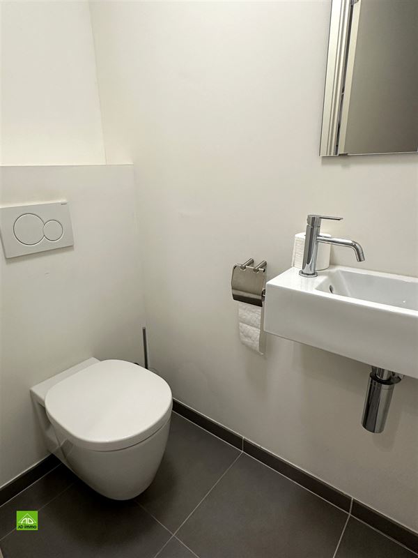 Image 17 : appartement à 5000 NAMUR (Belgique) - Prix 1.350 €