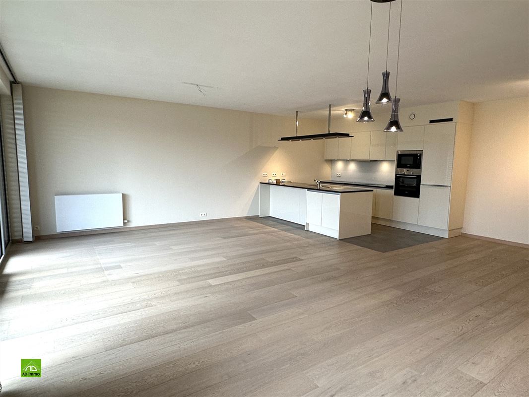 Image 5 : appartement à 5000 NAMUR (Belgique) - Prix 1.350 €