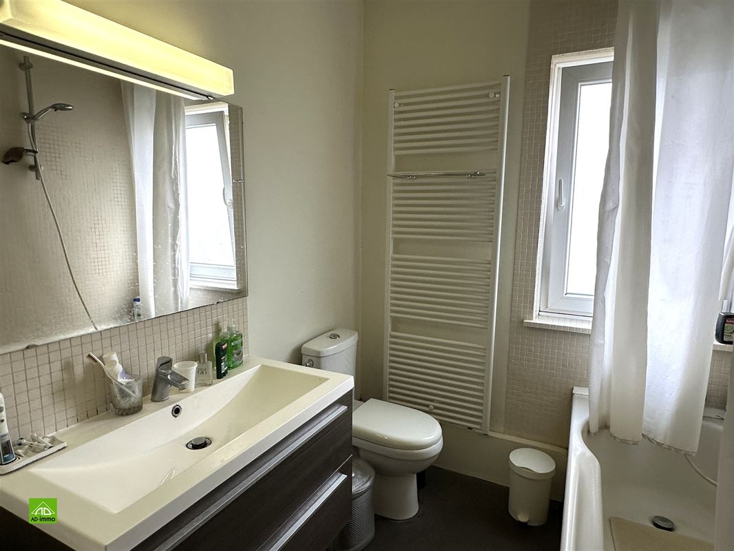 Image 15 : Maison à 5530 GODINNE (Belgique) - Prix 310.000 &euro;