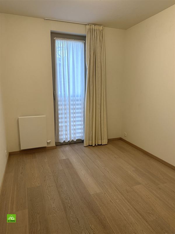 Image 12 : appartement à 5000 NAMUR (Belgique) - Prix 1.350 €
