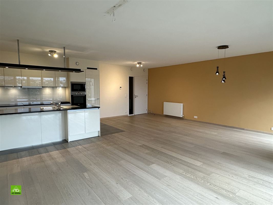 Image 6 : appartement à 5000 NAMUR (Belgique) - Prix 1.350 €