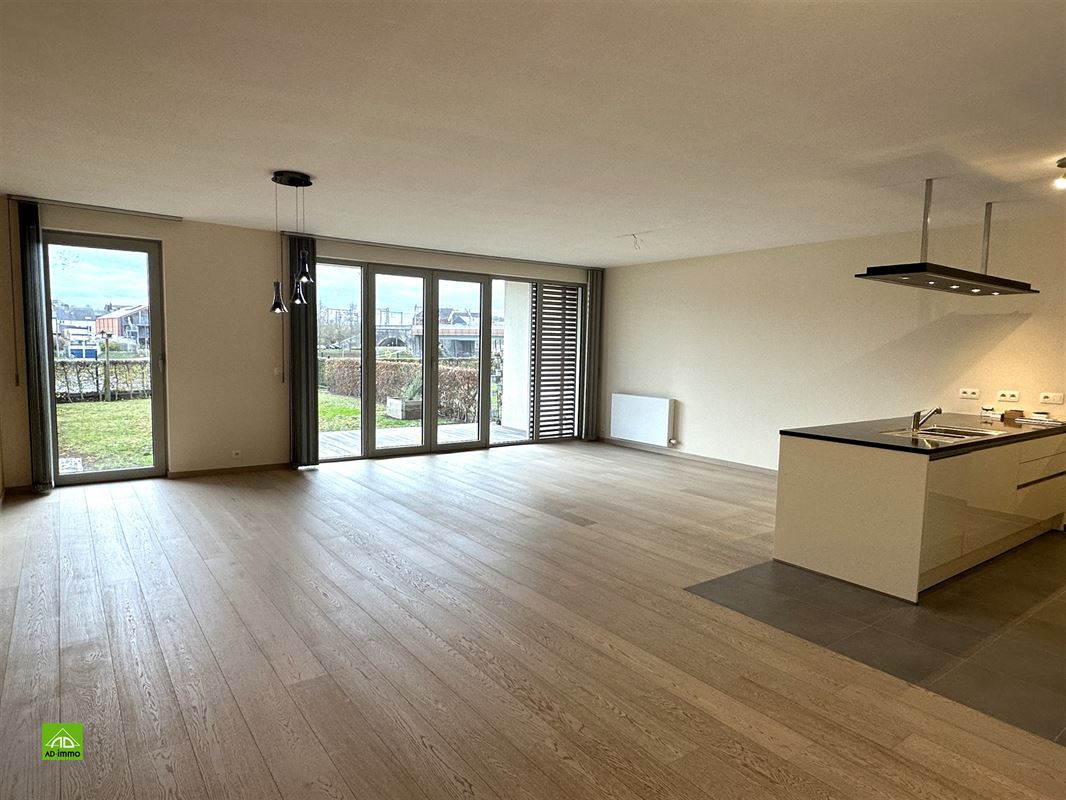 Image 4 : appartement à 5000 NAMUR (Belgique) - Prix 1.350 €