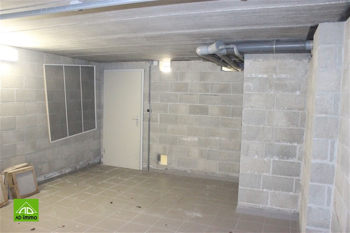 Image 15 : appartement à 5100 WÉPION (Belgique) - Prix 920 &euro;