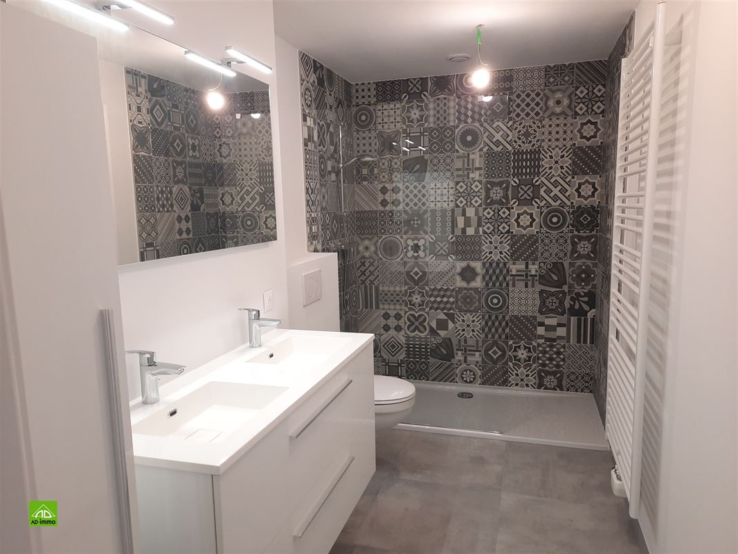 Image 11 : appartement à 5000 NAMUR (Belgique) - Prix 1.000 &euro;