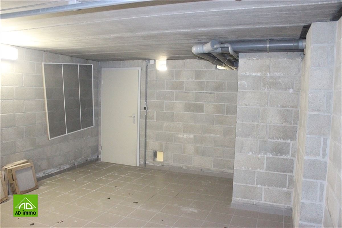 Image 15 : appartement à 5100 WÉPION (Belgique) - Prix 920 &euro;