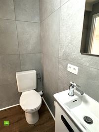 Image 7 : studio à 5000 NAMUR (Belgique) - Prix 600 &euro;