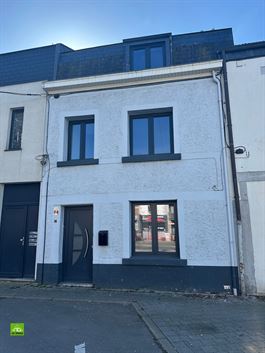 duplex à 5100 JAMBES (Belgique) - Prix 850 &euro;