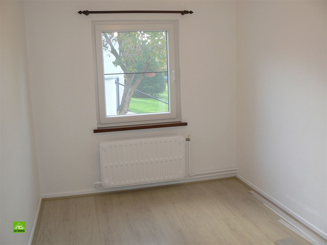 Image 13 : villa à 5101 LOYERS (Belgique) - Prix 1.250 &euro;