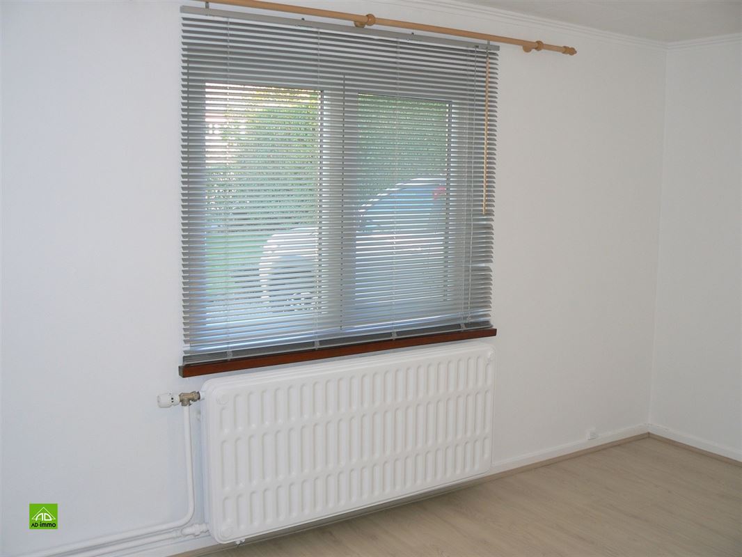 Image 11 : villa à 5101 LOYERS (Belgique) - Prix 1.250 &euro;