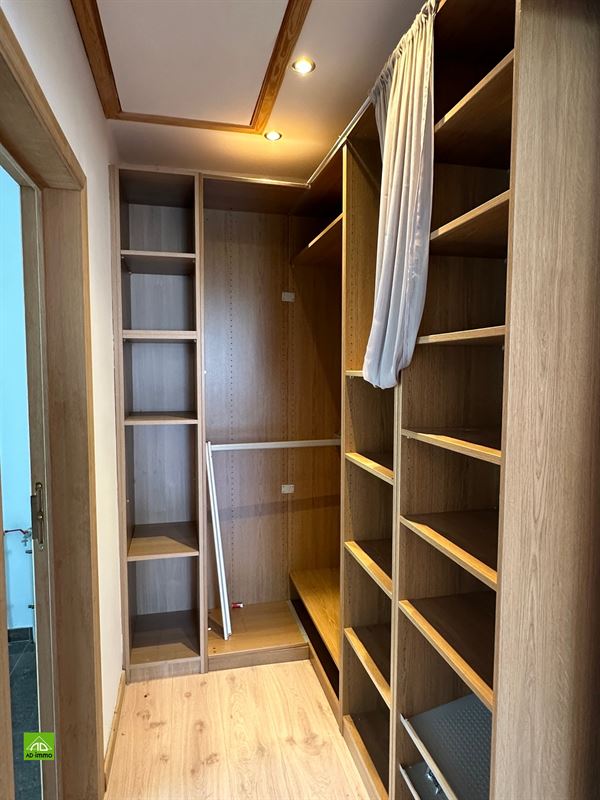 Image 22 : villa à 5020 VEDRIN (Belgique) - Prix 395.000 &euro;