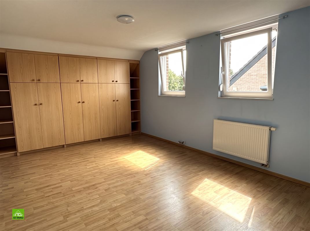 Image 16 : villa à 5020 VEDRIN (Belgique) - Prix 1.400 &euro;