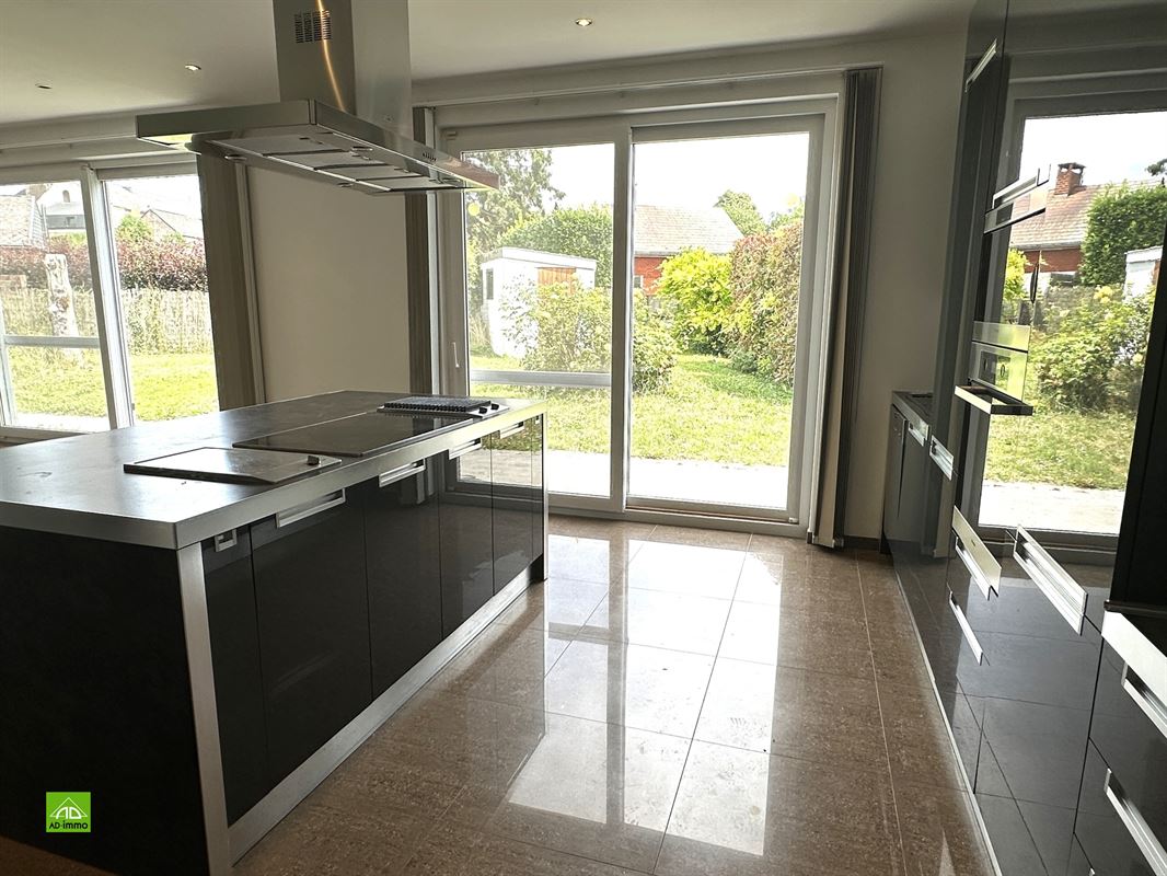 Image 15 : villa à 5020 VEDRIN (Belgique) - Prix 395.000 &euro;