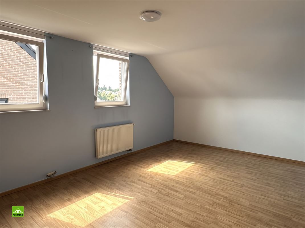 Image 15 : villa à 5020 VEDRIN (Belgique) - Prix 1.400 &euro;