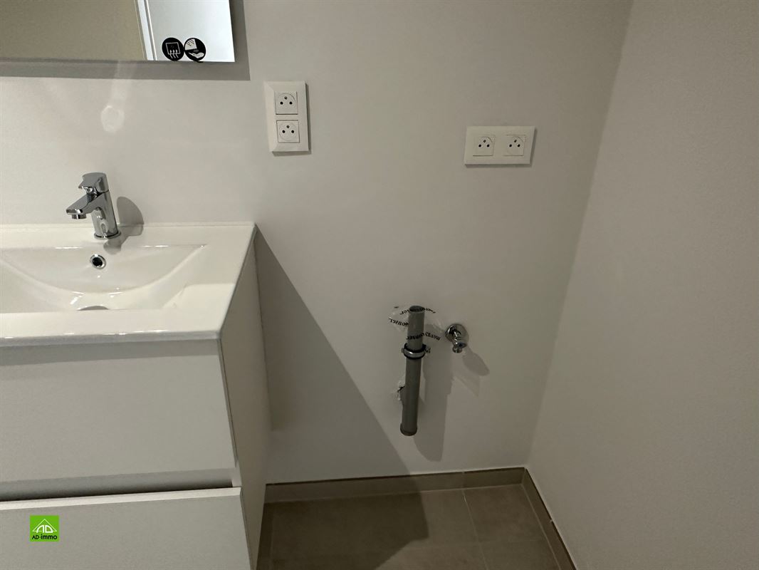 Image 14 : appartement à 5000 NAMUR (Belgique) - Prix 975 &euro;