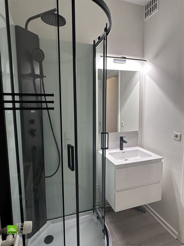 Image 12 : appartement à 5000 NAMUR (Belgique) - Prix 700 &euro;