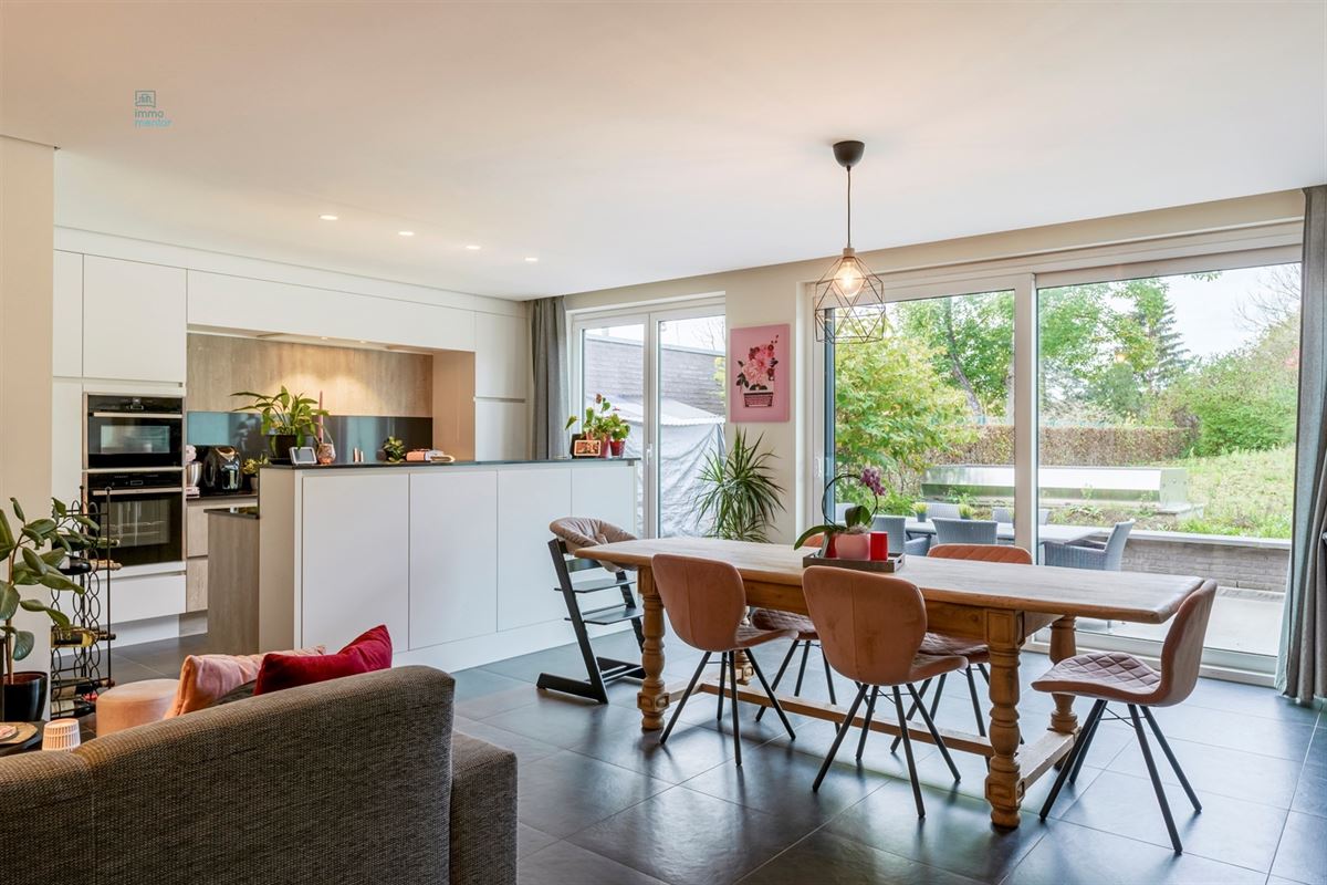 Ruim gelijkvloers appartement