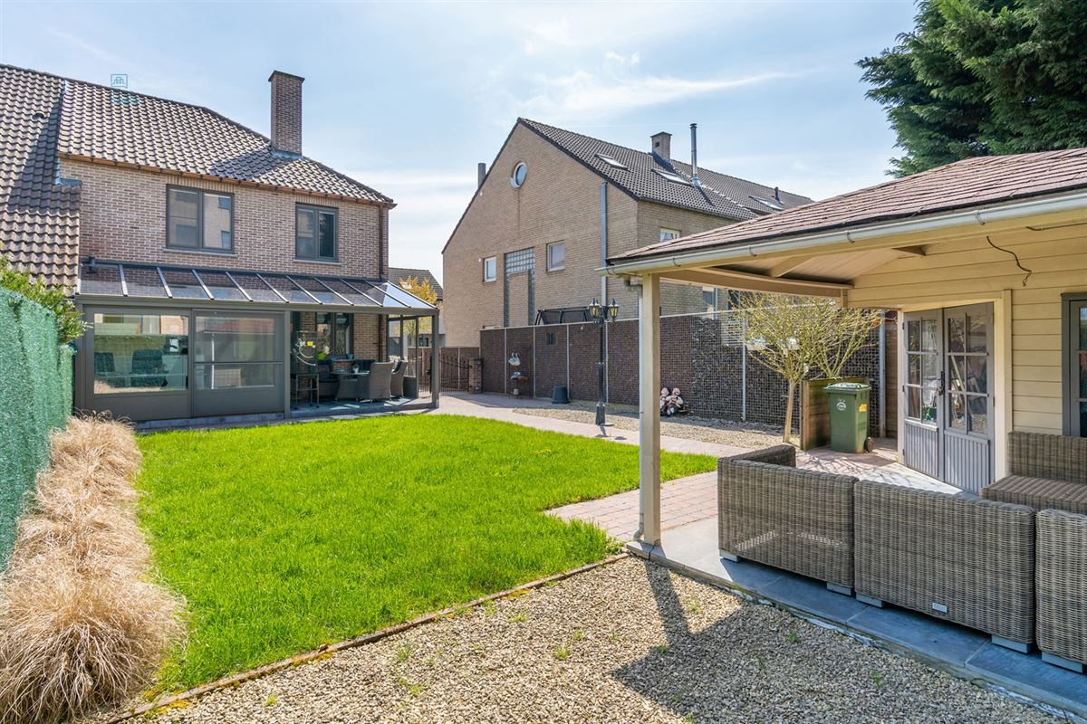 Halfopen bebouwing te Kessel-Lo