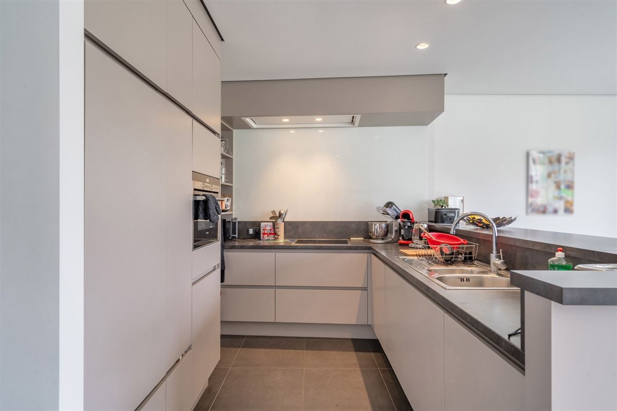 Duplex appartement met tennisveld en optie garage