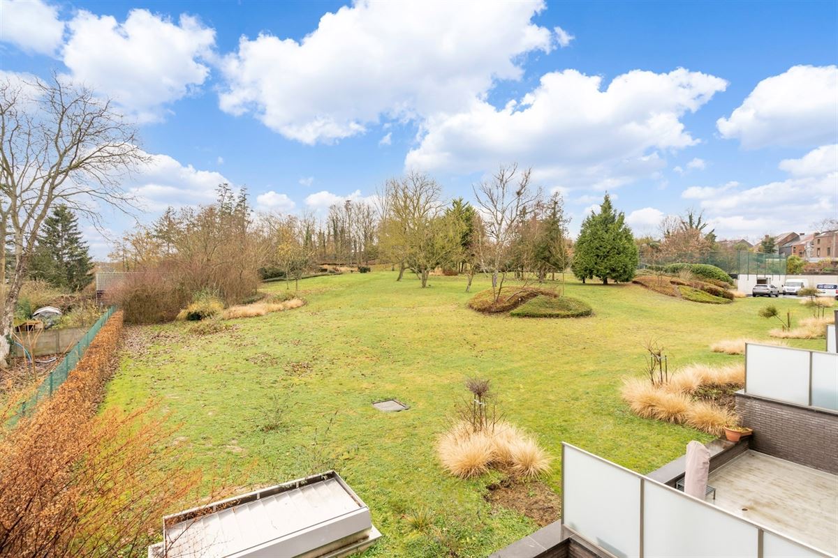 Duplex appartement met tennisveld en optie garage