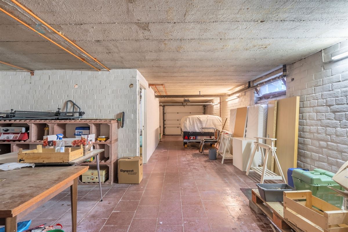 Driegevelwoning in een verkeersluwe straat