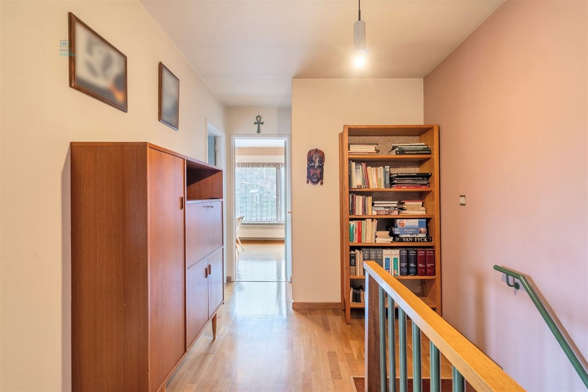 Driegevelwoning in een verkeersluwe straat