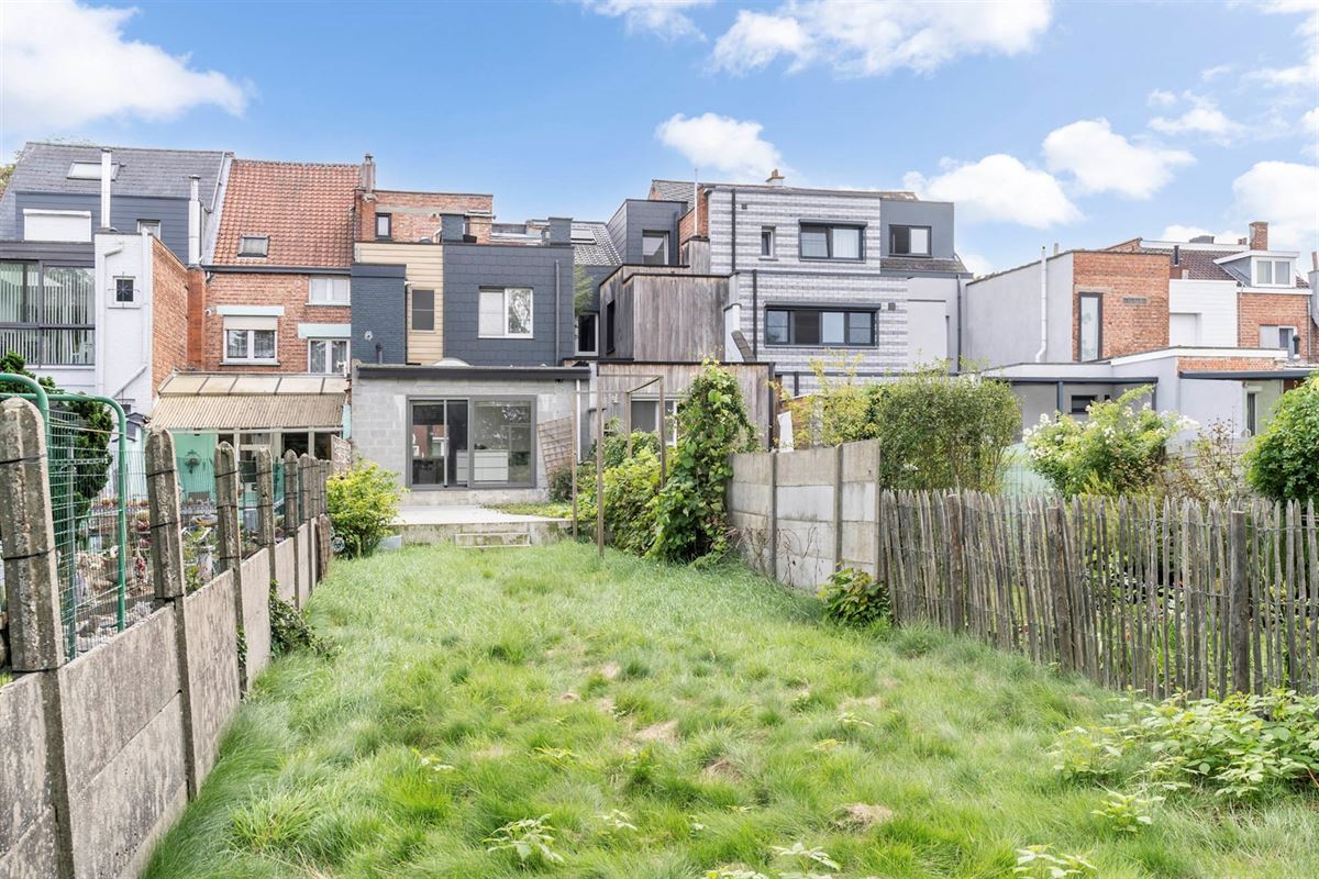 Gelijkvloers appartement met tuin