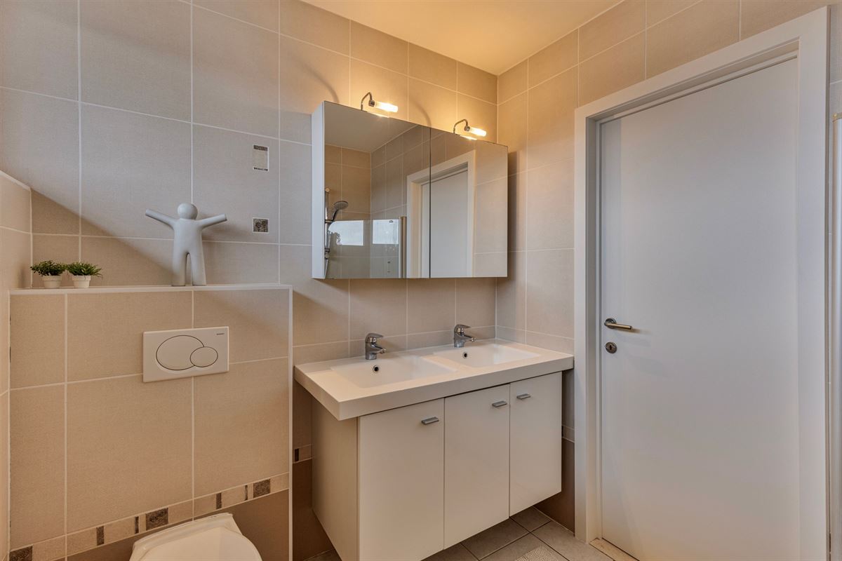 Duplexappartement met 2 slaapkamers + garage