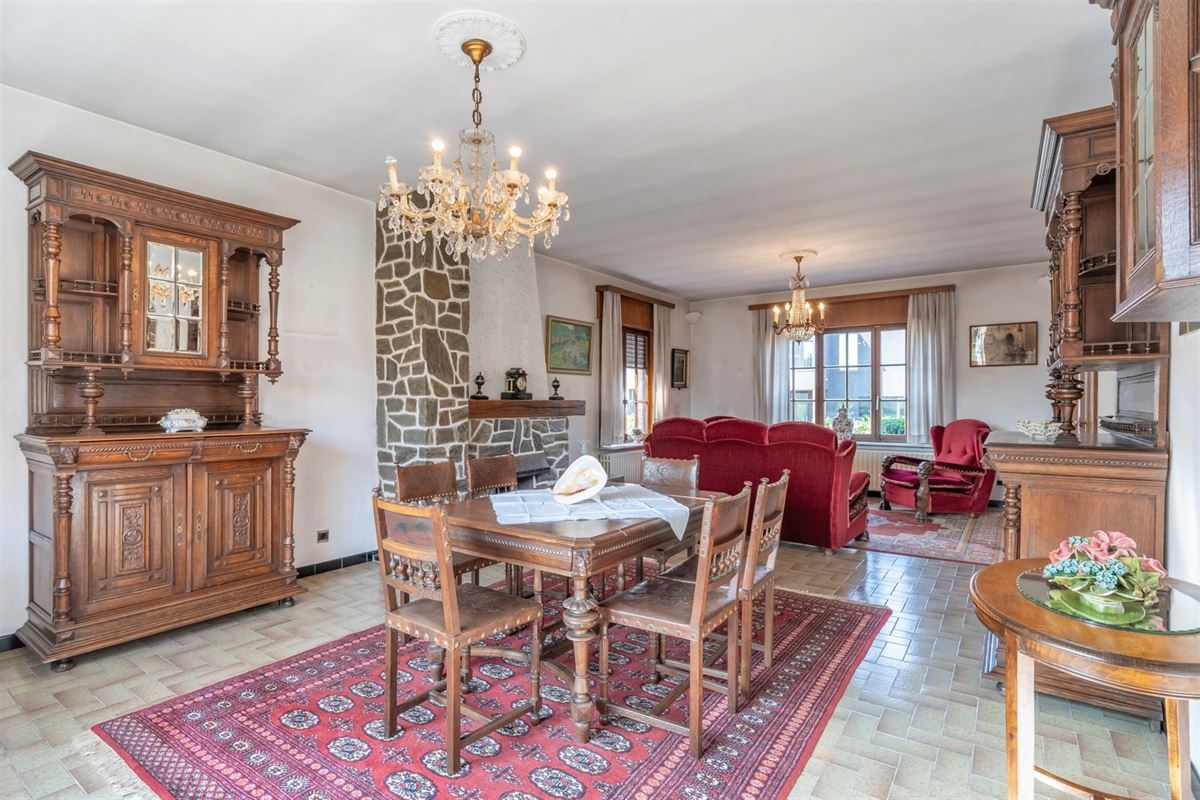 Huis met drie slaapkamers en garage