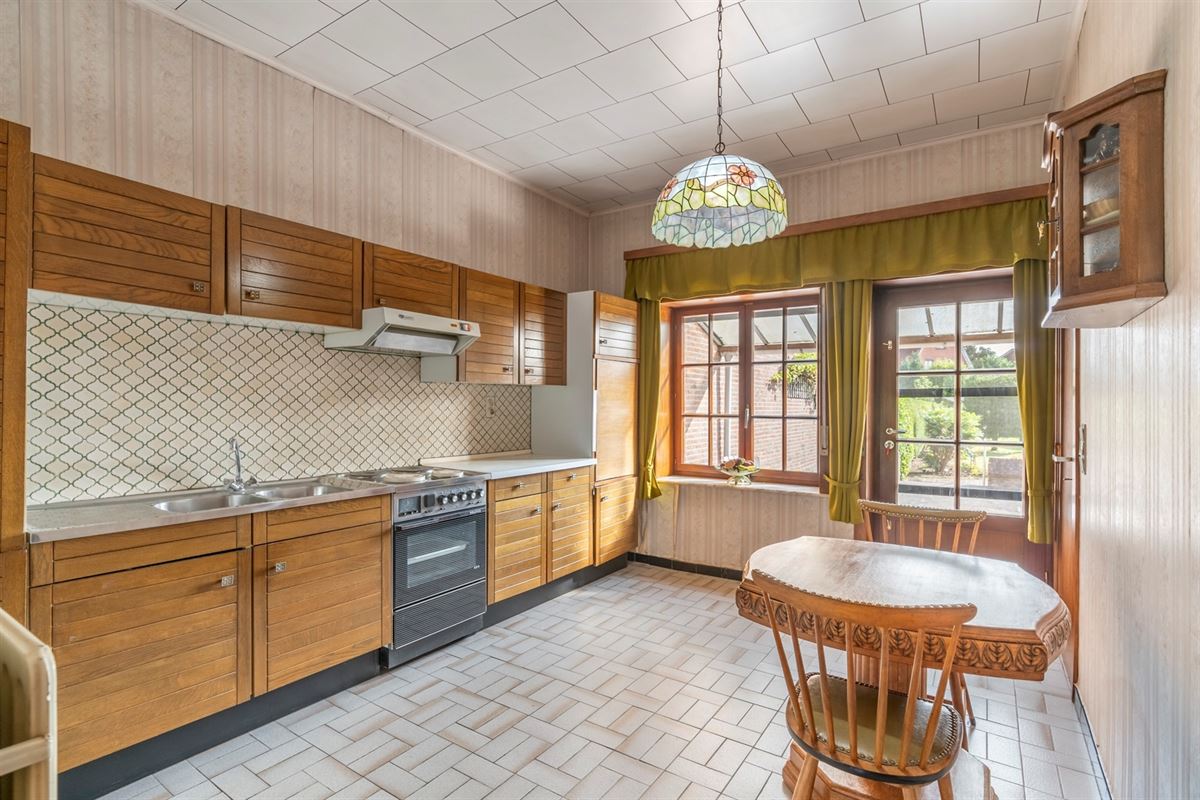 Huis met drie slaapkamers en garage