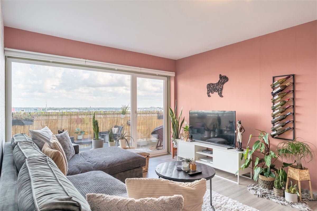 Appartement met 1 slaapkamer en garagebox