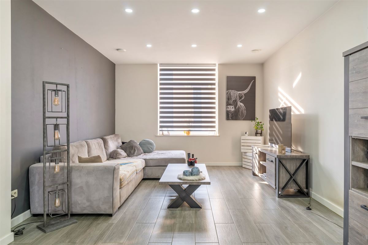 Smaakvolle, volledig gerenoveerde woning met 3 slaapkamers