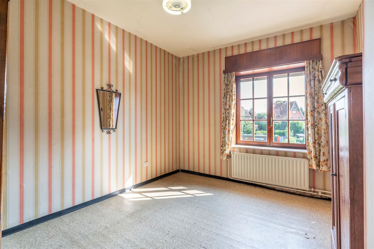 Huis met drie slaapkamers en garage