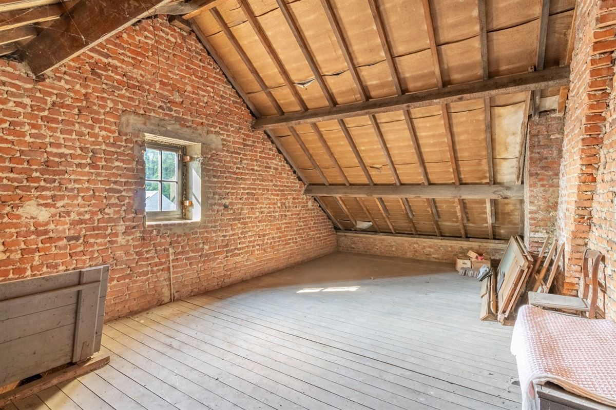 Huis met drie slaapkamers en garage