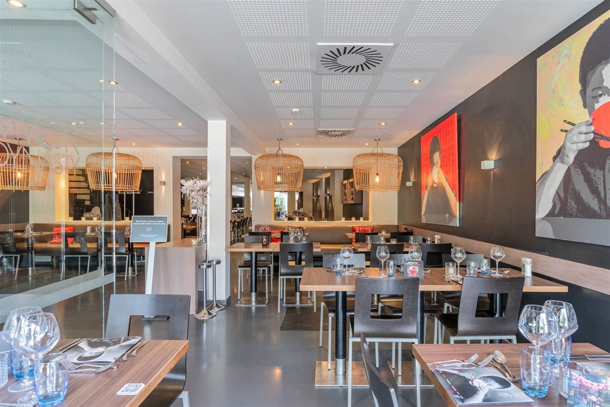 Commerce avec appartement